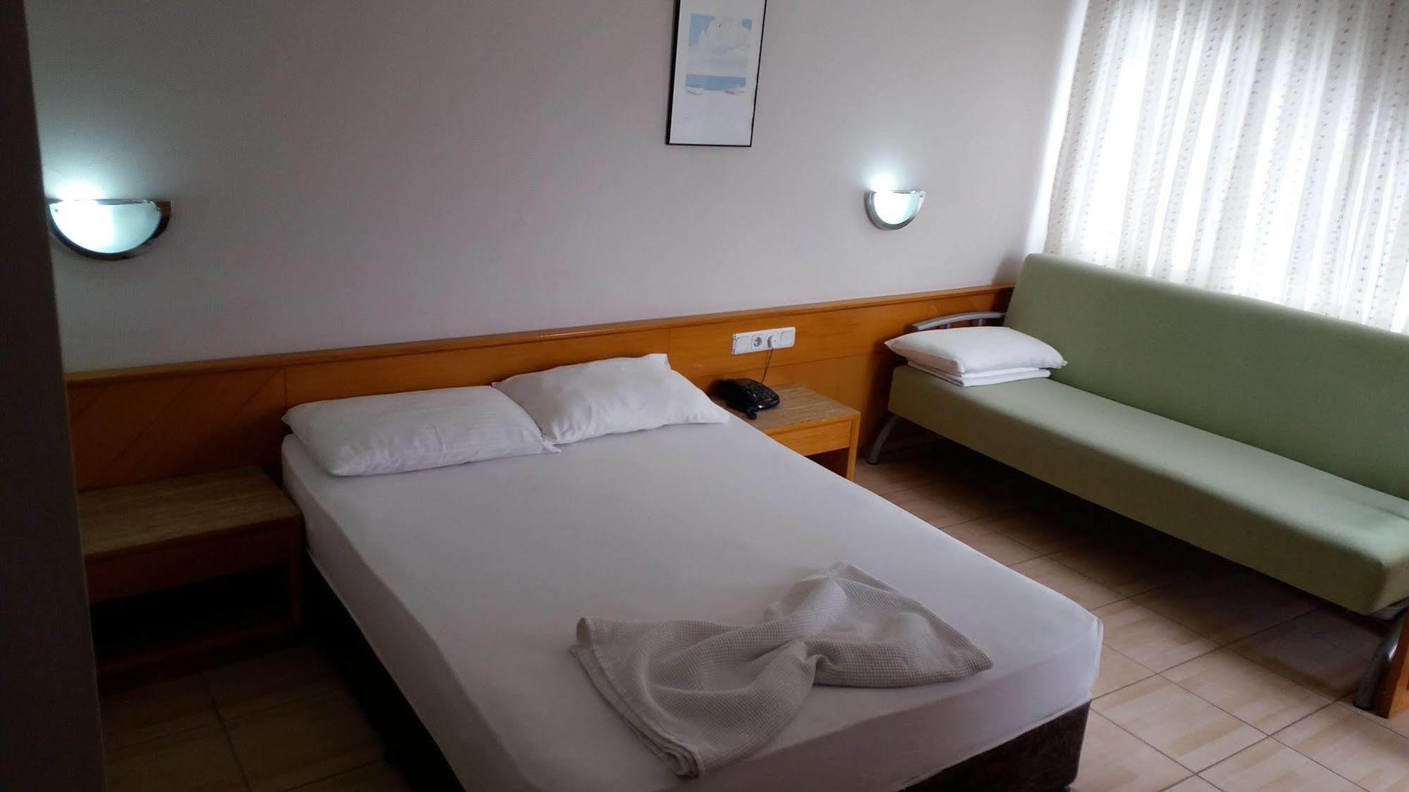 Isinda Hotel Antalya Bagian luar foto