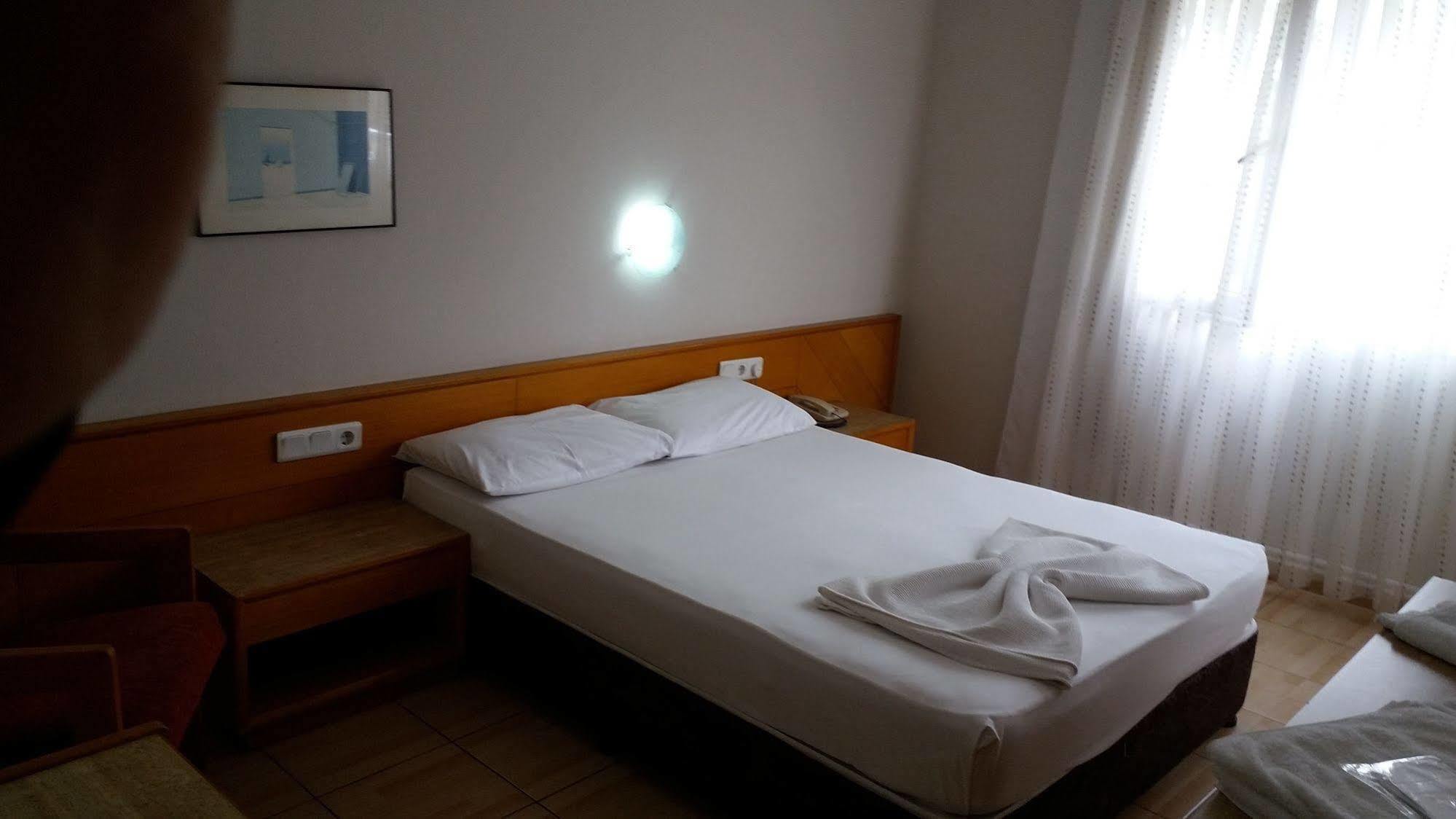 Isinda Hotel Antalya Bagian luar foto